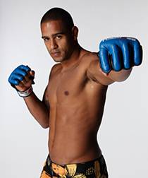 http://www.src-official.com/pc/fighters/j/jorge_santiago/jorge_santiago.jpg