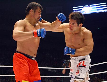 http://sankei.jp.msn.com/photos/sports/martialarts/090111/mrt0901111802002-p4.jpg